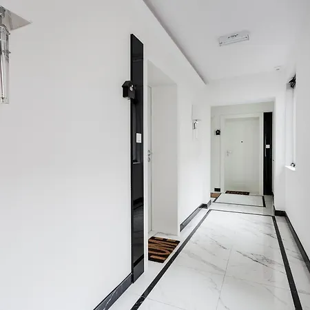 Tartaczna 9 아파트 *